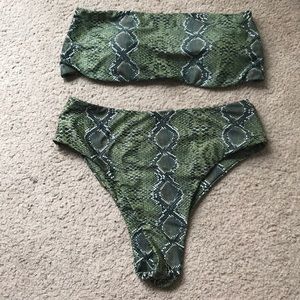 ZAFUL snakeskin bathing suit set